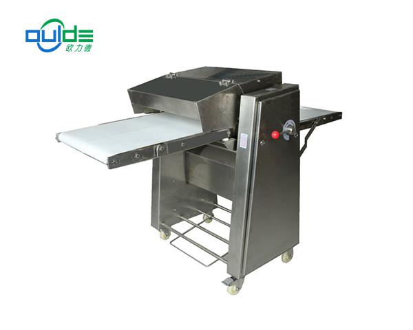 OQP-620半自動豬肉去皮機